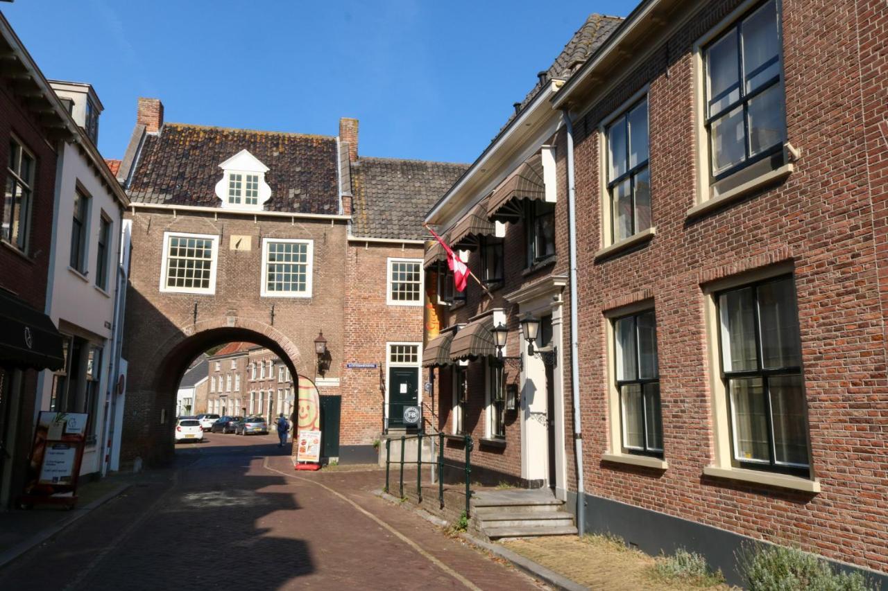 Hotel Buren Buren  Extérieur photo