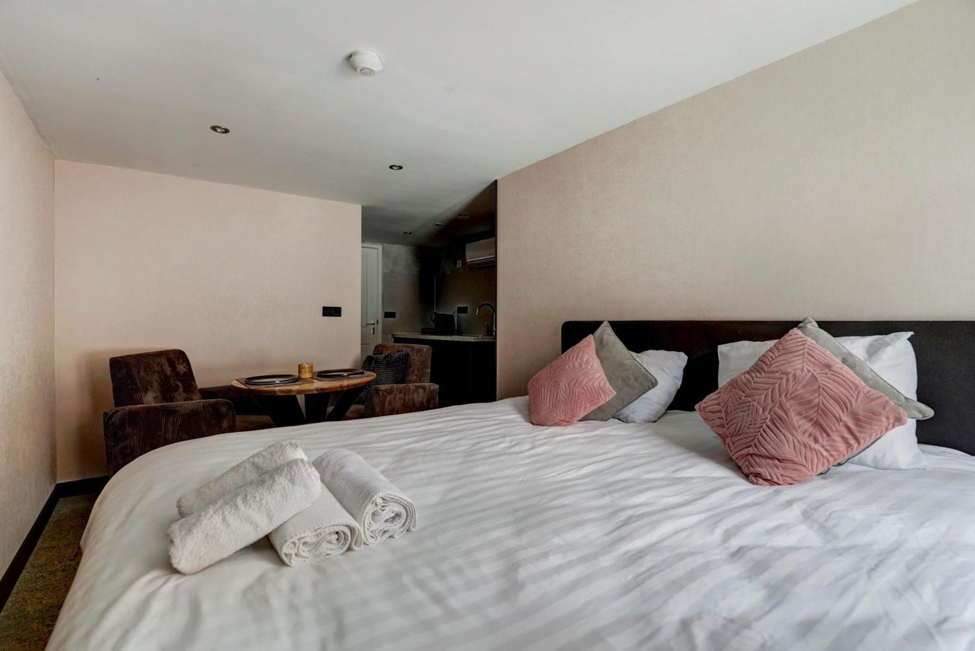 Hotel Buren Buren  Extérieur photo