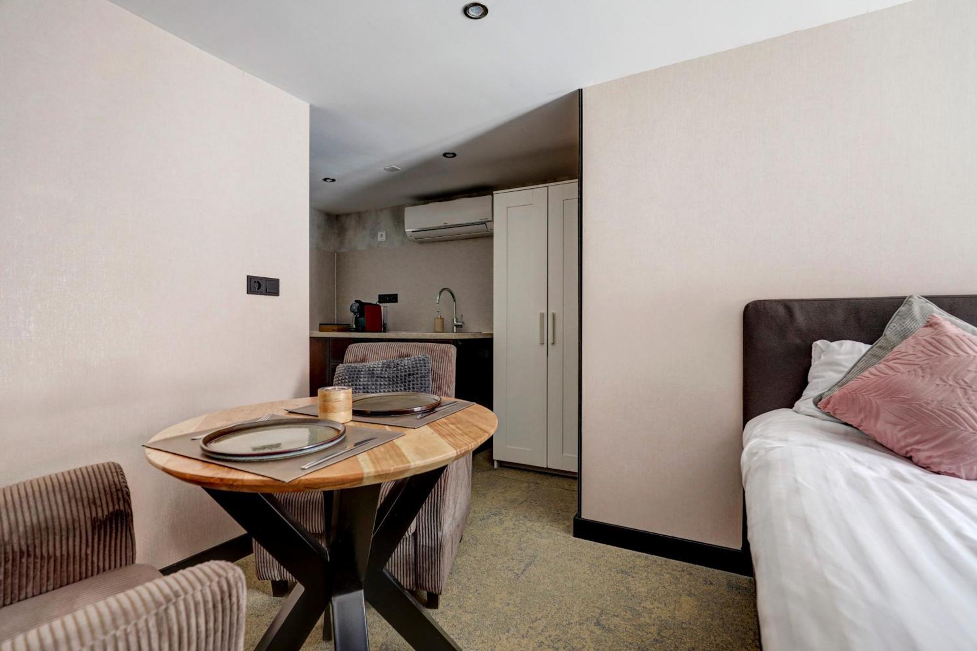 Hotel Buren Buren  Extérieur photo